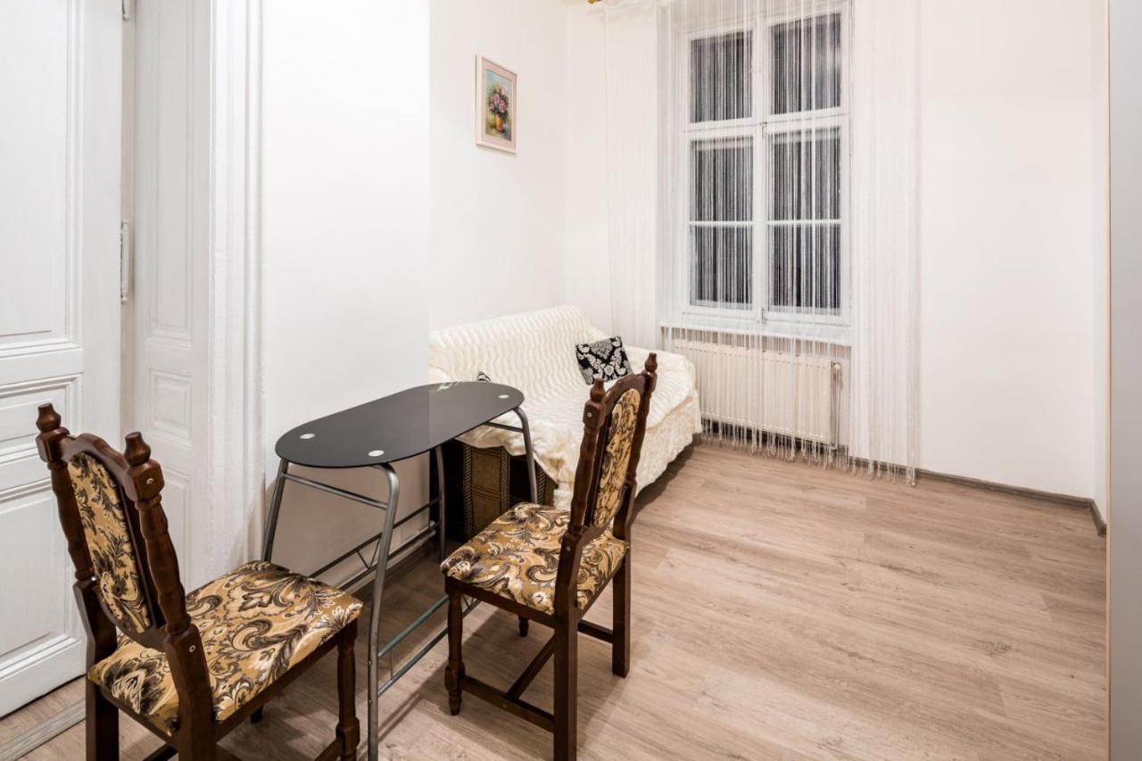 리비프 Apartament On Franka Street 아파트 외부 사진